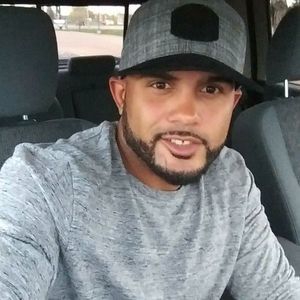 Meet your Posher, Dustin